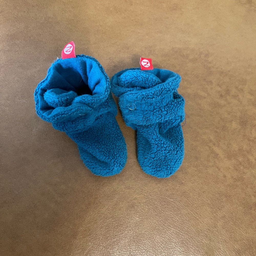 6 Mo - Zutano Blue Booties